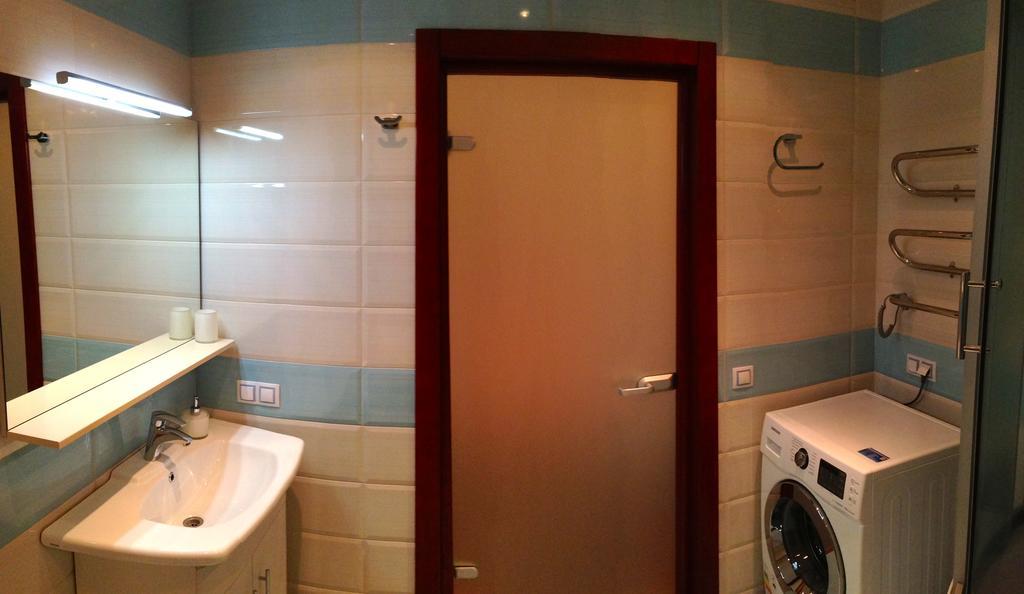 קייב Apartment Mihailovskaya מראה חיצוני תמונה